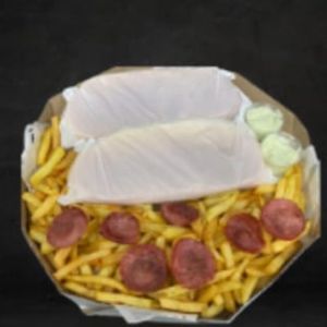 imagem do produto COMBO 3 cachorro quente duplo + fritas + calabresa + maionese 