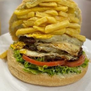 imagem do produto Xis salada duplo com fritas 