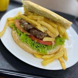 imagem do produto Xis coração com fritas 