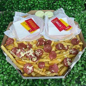 imagem do produto 2 xis bacon + fritas + Calabresa + Queijo + maionese 