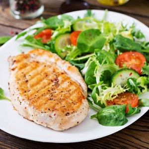 imagem do produto Bife de Frango + salada MEIO DIA 