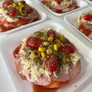 imagem do produto Mine pizza de lombo suíno (190g - 200g/315kcal)