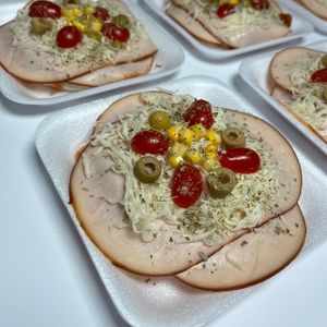 imagem do produto Mine pizza de peito de Peru (190 - 200g/324kcal)