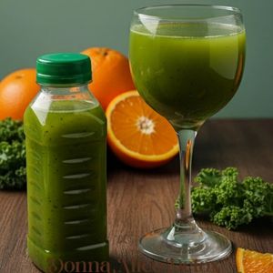 imagem do produto Suco detox de laranja com couve folha. 300ml