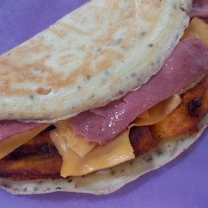 imagem do produto Crepioca c/ Queijo, Presunto, Banana