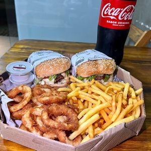 imagem do produto COMBO BOX 01 PARA 2 PESSOAS GUARANÁ ANTARTICA 1L 