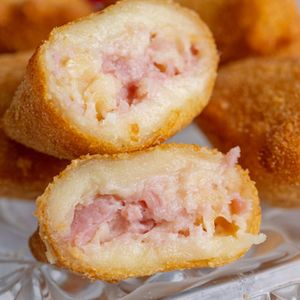 imagem do produto Almofadinha de Queijo e Presunto (Risole)