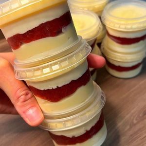 imagem do produto Alagadinho de ninho com geleia de morango