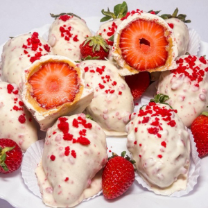 imagem do produto Morango CRAVEJADO