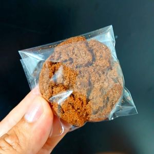 imagem do produto Mini Cookies com gotas de chocolate.