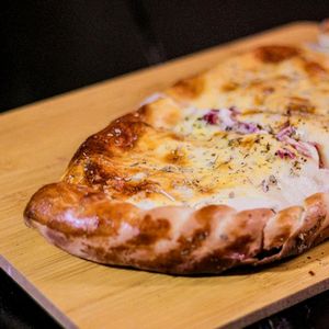 imagem do produto CALZONE 4 QUEIJOS