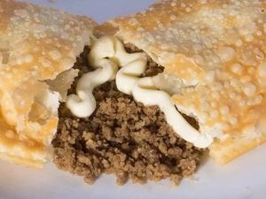 imagem do produto Pastel de Carne moida com requeijão cremoso