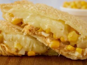 imagem do produto Pastel de frango c/palmito e queijo