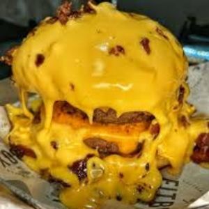 imagem do produto hambúrguer vulcao +refri200ml