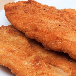 imagem do produto FRANGO EMPANADO COM FRITAS
