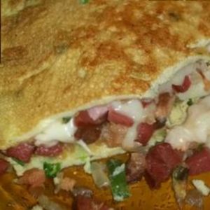 imagem do produto OMELETE CALABRESA COM QUEIJO