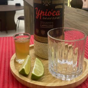 imagem do produto Dose Cachaça, Mel e Limão