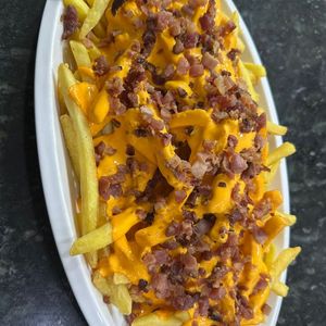 imagem do produto BATATA FRITA COM CHEDDAR E BACON