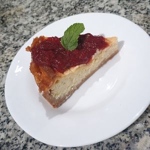 imagem do produto Torta  de ricota com geleia de morango 