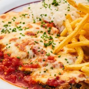 imagem do produto Bife à parmegiana com batata frita