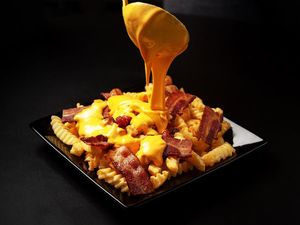 imagem do produto Batata Frita com bacon e cheddar mega 250grs