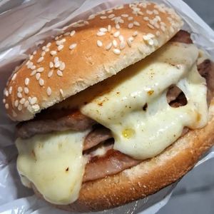 imagem do produto X- Salada Triplo