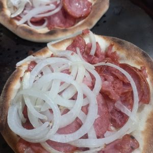 imagem do produto esfirra  de calabresa 