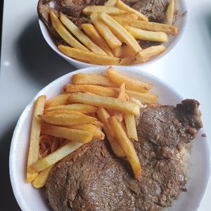 imagem do produto BIFE ACEBOLADO COM FRITAS ( 1 BIFE) 