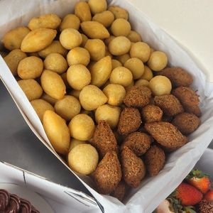 imagem do produto Cento de salgadinhos
