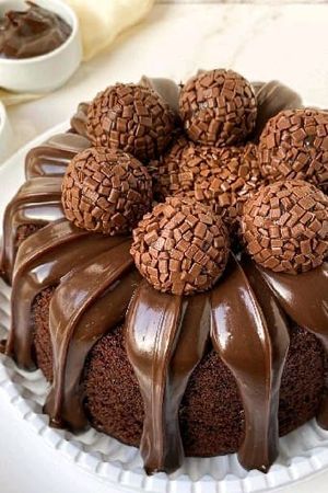 imagem do produto Bolo vulcão - Brigadeiro