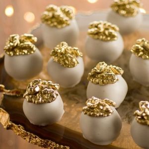 imagem do produto Camafeu de nozes