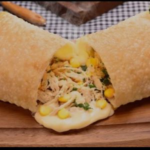 imagem do produto Pastel de frango com queijo e milho 