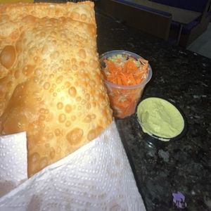 imagem do produto Pastel carne e queijo e palmito 