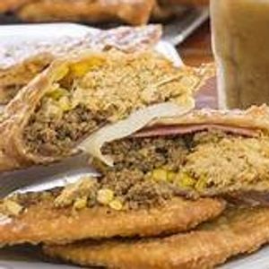 imagem do produto pastel mega caucaia