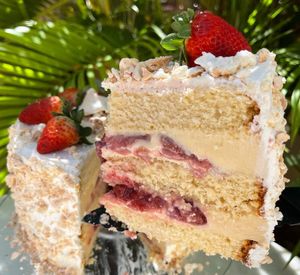 imagem do produto Fatia Ninho com geleia de morango