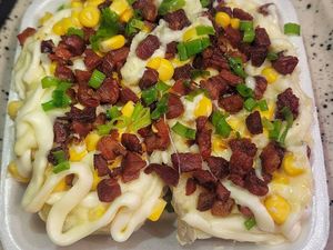 imagem do produto Batata Recheada de Caipira - Milho, Bacon e Catupiry