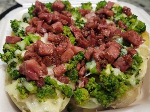 imagem do produto Batata Recheada de Brócolis com Bacon