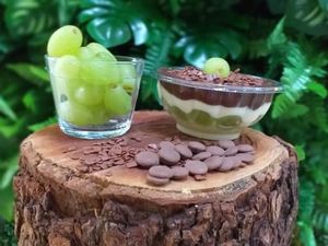 imagem do produto Bombom aberto de uva.