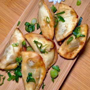 imagem do produto Guioza 6 unidades (Frita ou á Vapor)