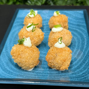 imagem do produto Bolinho de Salmão