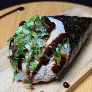 imagem do produto Temaki Salmao grelhado.