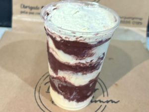 imagem do produto Açaí com creme de Ninho e leite em pó.