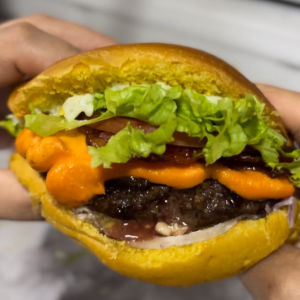 imagem do produto Classic bacon com cheddar +fritas