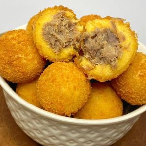 imagem do produto BOLINHA DE CARNE DE SOL