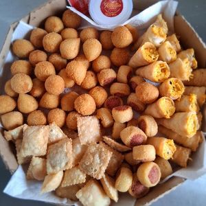 imagem do produto 60 salgados sortidos 