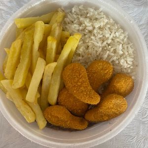 imagem do produto Nuggets com Batata fritas