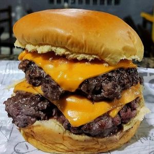 imagem do produto Burguer Duplo Artesanal 
