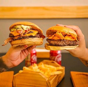 imagem do produto Combo 1x Duo Bacon + 1x Nachos Burguer + 2x Batata + 2x Refri