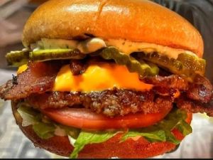 imagem do produto Combo Smash Cheddar Bacon  + bebida