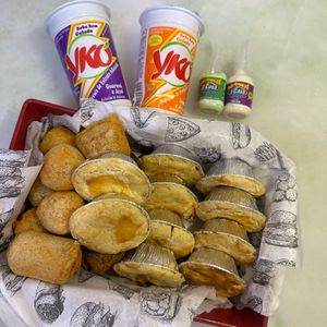 imagem do produto 10 salgados+10 empadas+2 maioneses+2 yko